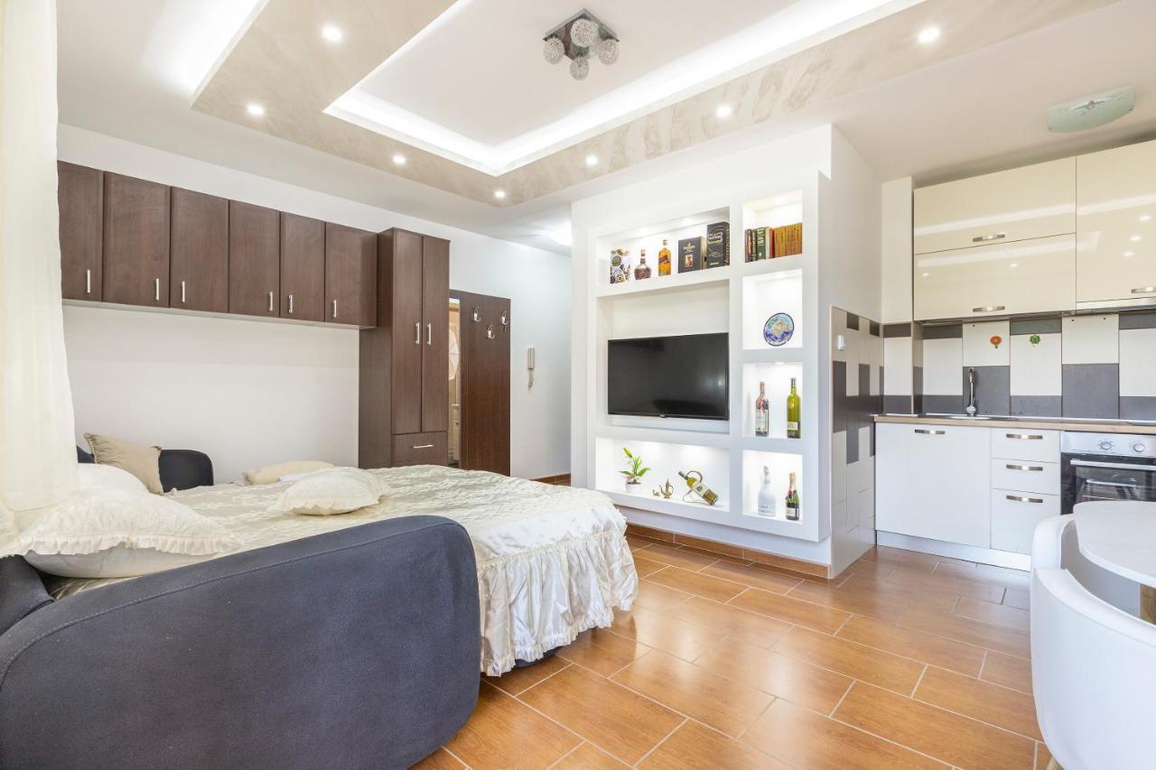 Bonaca Studios Tivat Extérieur photo